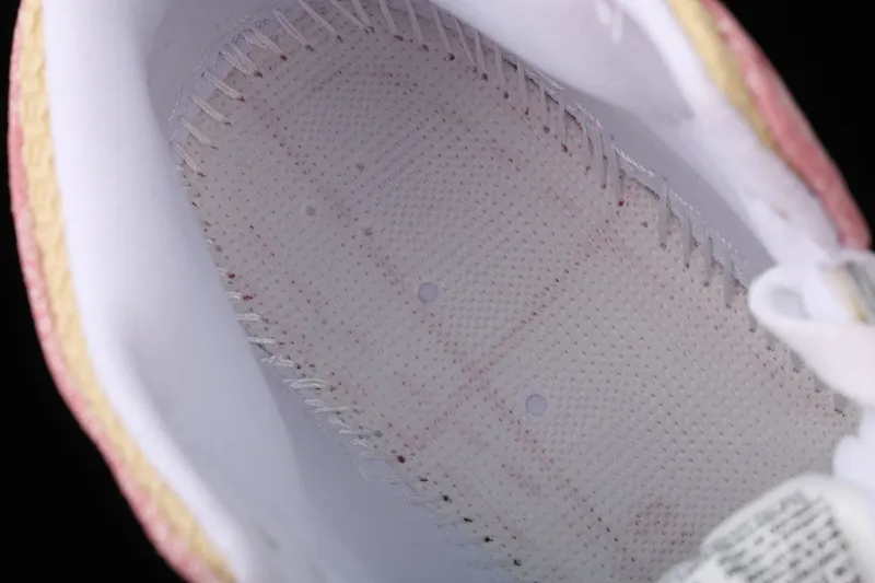 All categories Air Jordan Jordan series basketball shoes Air Jordan 1 Mid P version Air Jordan 1 Mid GS AJ1 Joe 1 Ice Cream Zhongbang basketball shoes DD1666-100